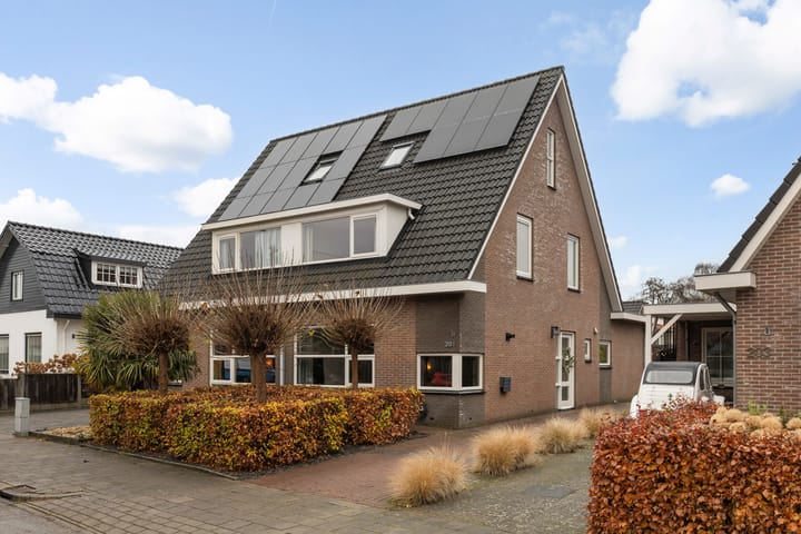 Photo of property 1e Wormenseweg 201, Apeldoorn