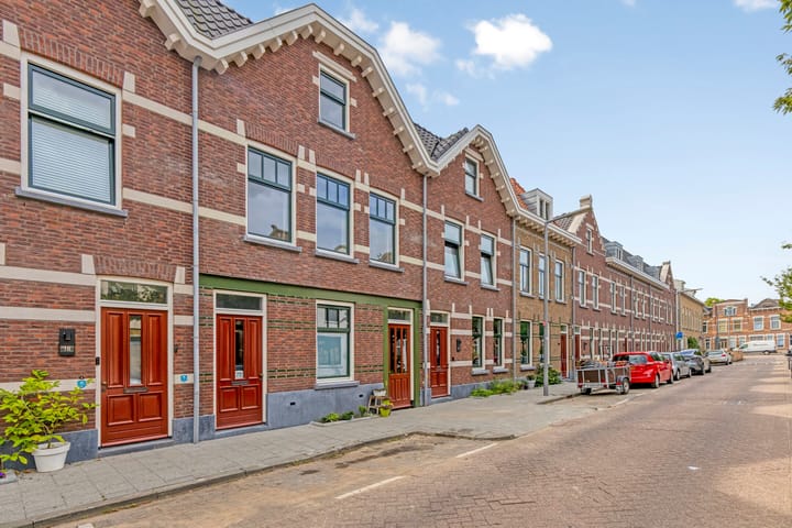 2e Carnissestraat 20 en Rotterdam foto
