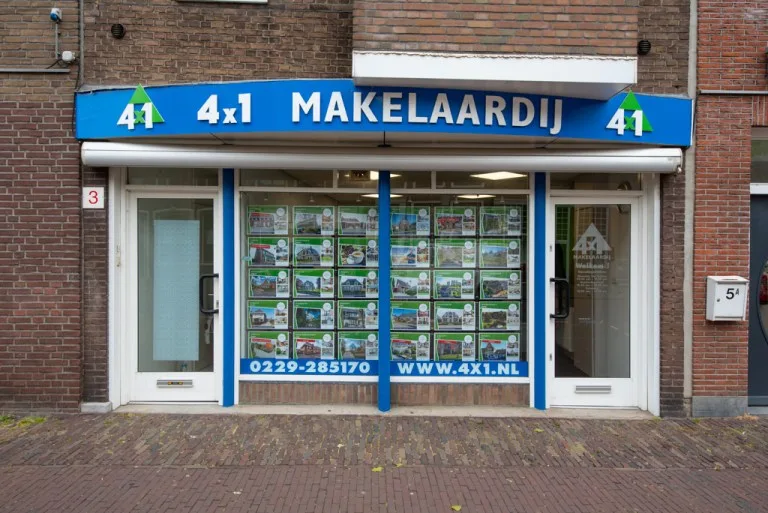 Photo de bureau de 4x1 Makelaardij