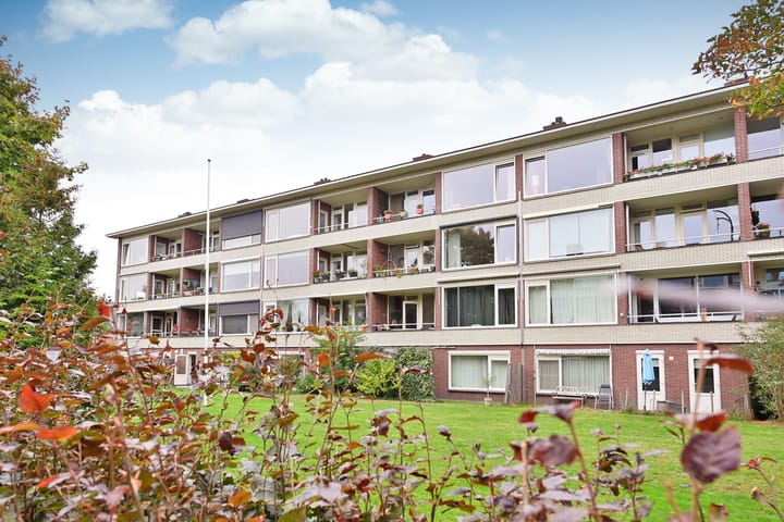 Aagje Dekenlaan 30 en Bussum foto