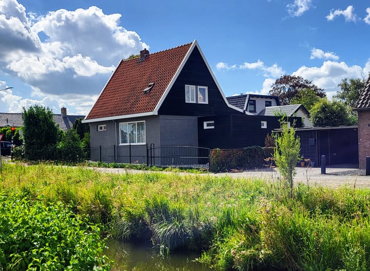 Aalsmeerderweg 211 in Aalsmeer photo