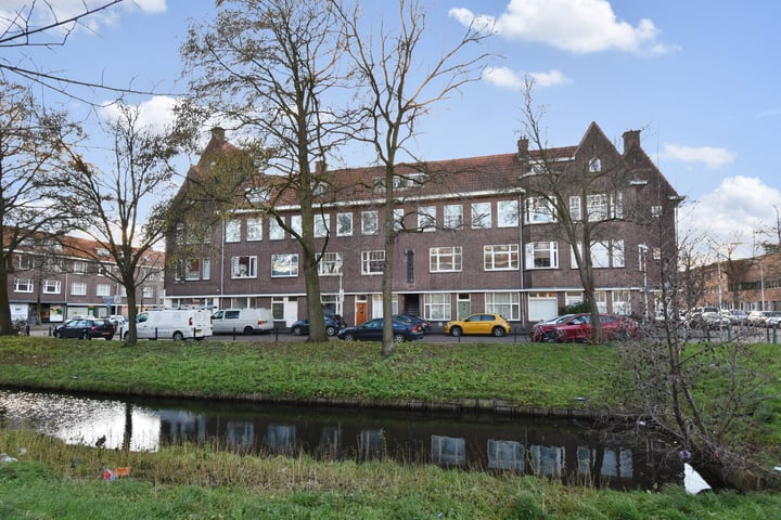 Aarnout Drostlaan 3 in 's-Gravenhage photo