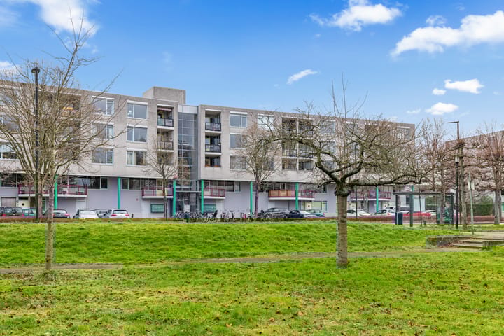 Aartsbisschop Romerostraat 379 dans Utrecht photo