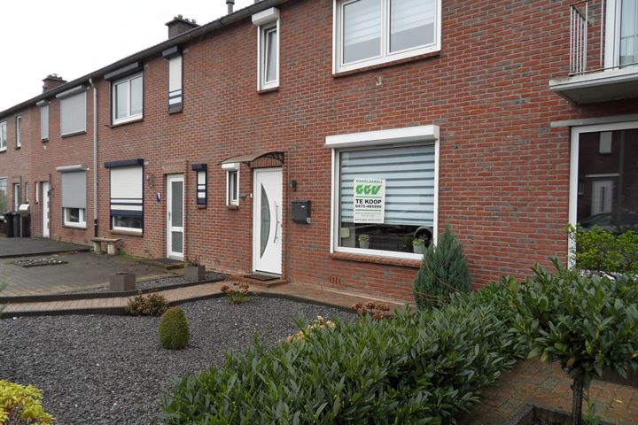 Photo of property Aartshertogenstraat 16, Landgraaf