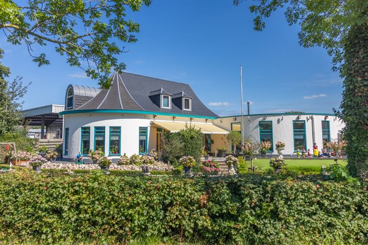 Abbewaal 9 in Den Burg Foto