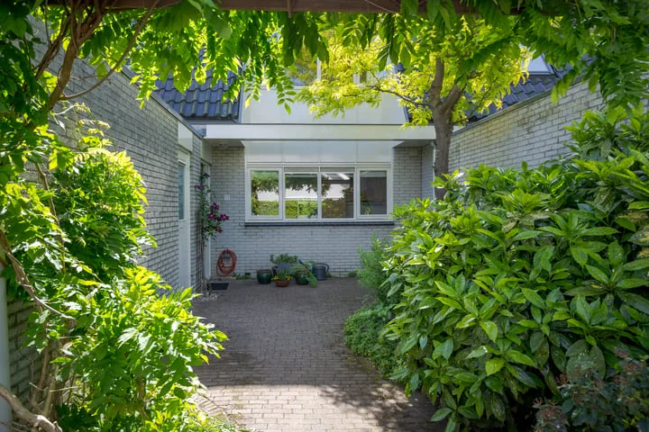 Abel Tasmanplantsoen 13 Voorschoten thumbnail 9