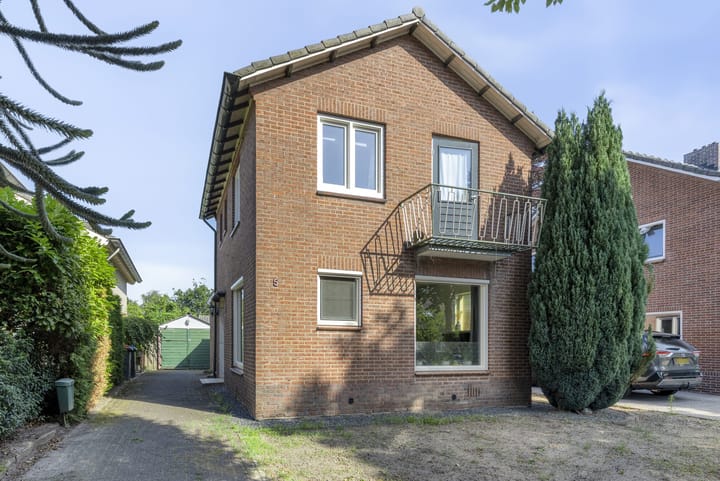 Abraham Kuyperstraat 5 en Zelhem foto