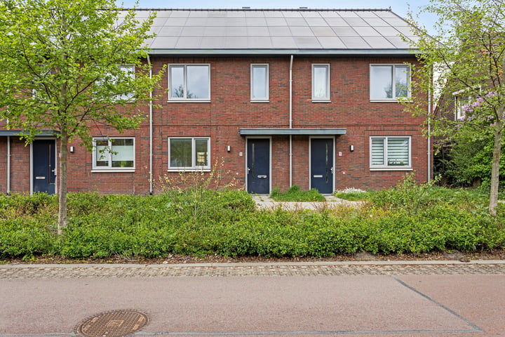 Abtswoudseweg 8A in Delft photo