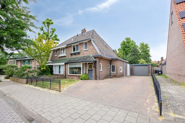 Acacialaan 15 in Rhenen photo