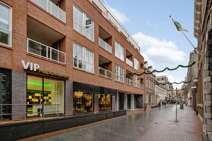 Achter de Steenen Trappen 4 en Roermond foto