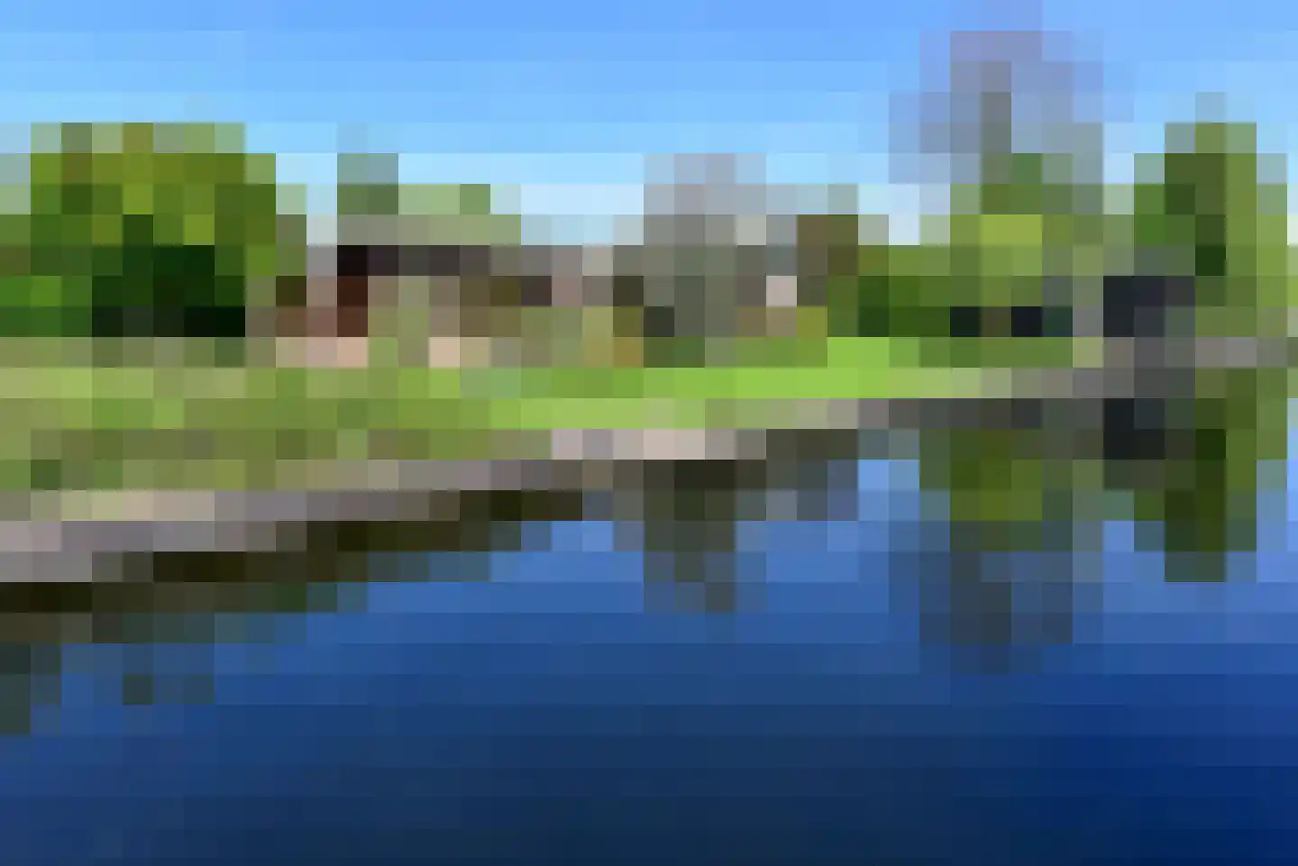 Achterbos 42 R 15 in Vinkeveen