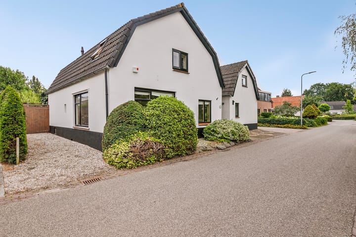 Achterdorp 39 in Kesteren photo