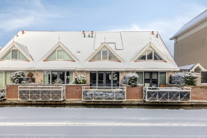 Achtererf 75 in Tholen foto