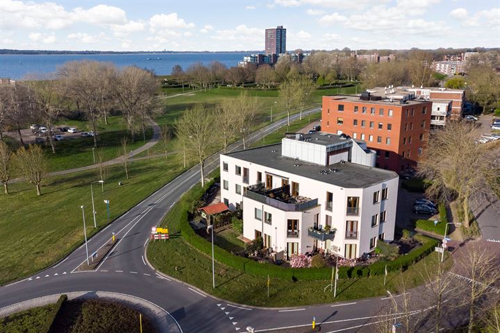 Achterwerf 357 dans Almere photo