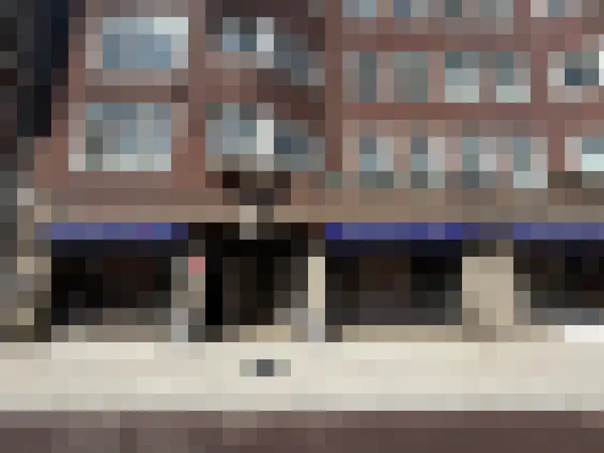 Admiraal De Ruijterweg 48 2 in Amsterdam