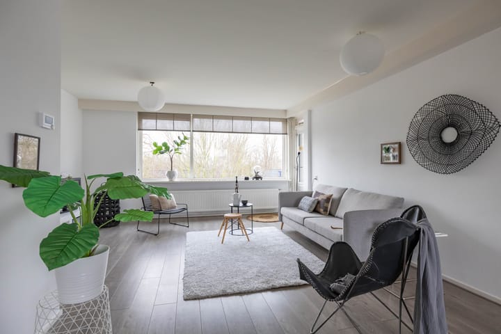 Photo of property Admiraal de Ruyterlaan 28f, Groningen