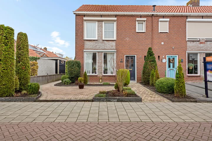 Admiraal de Ruyterstraat 15 en Genemuiden foto