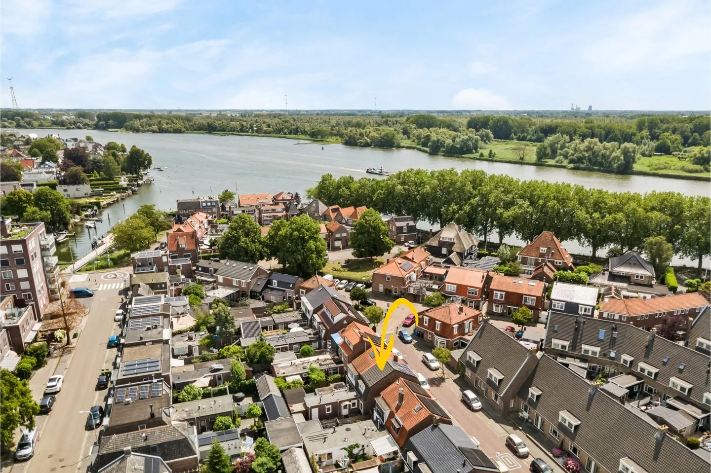 Admiraal de Ruyterstraat 90 Sliedrecht thumbnail 4