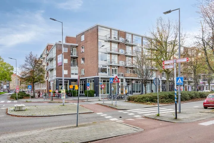Admiraal de Ruyterweg 8 A Rotterdam