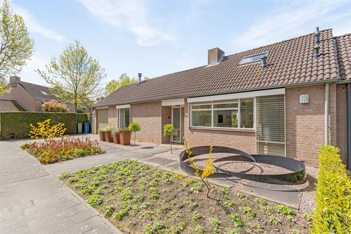 Adriaan Rijkenstraat 8 dans Nuenen photo