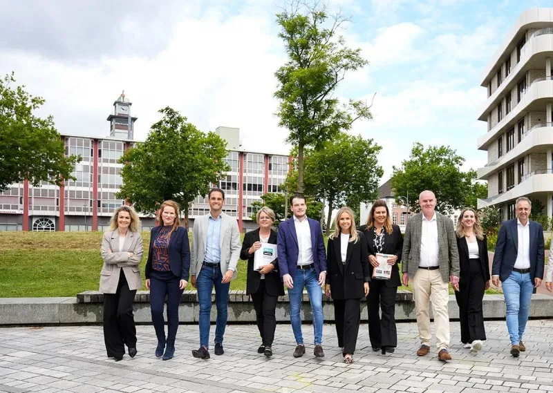 Kantoor foto van Adriaan van den Heuvel makelaars en adviseurs