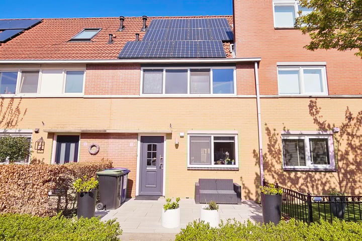 Adrienne Solserstraat 70 in Almere photo