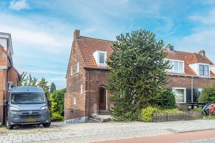 Akerdijk 167 in Badhoevedorp foto