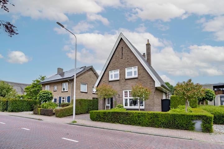 Akkerstraat 16 in Vlijmen photo