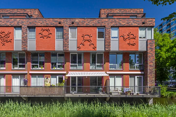 Akropolishof 8 in Delft foto