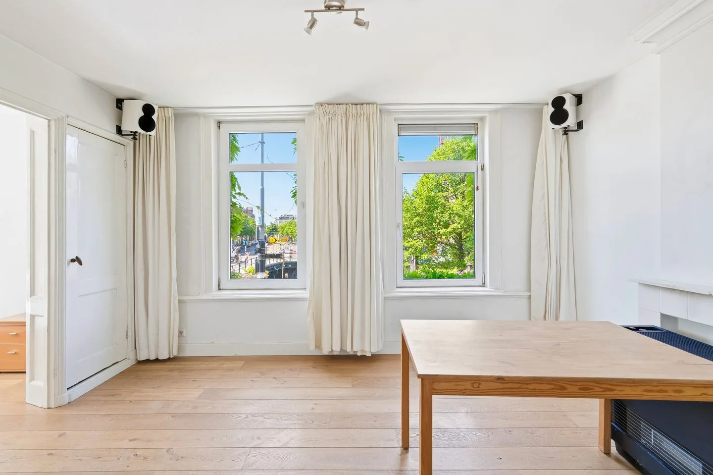 Albert Cuypstraat 13 1 in Amsterdam