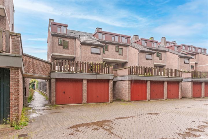 Albert van Dalsumlaan 555 in Utrecht foto