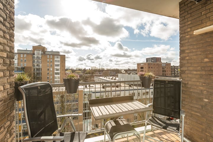 Albert van Raalteplein 140 in Schiedam photo