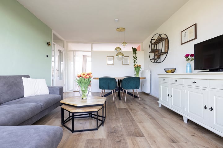 Albert Verweylaan 1-II en Haarlem foto