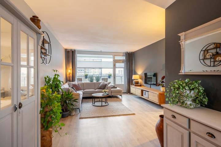 Albertine Agneslaan 358 en Vlaardingen foto