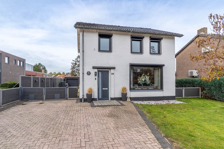 Albionstraat 24 in Leunen