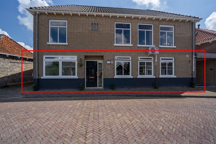 Ald Dyk 4 in Scharnegoutum foto