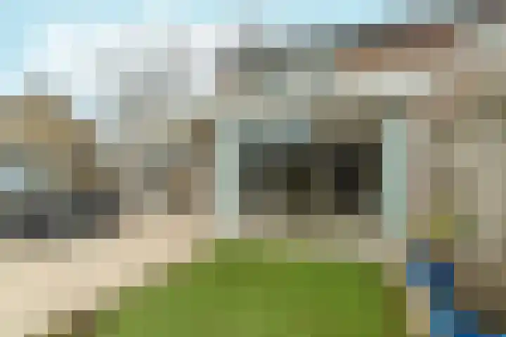 Alessandria 10 Zevenaar thumbnail 33