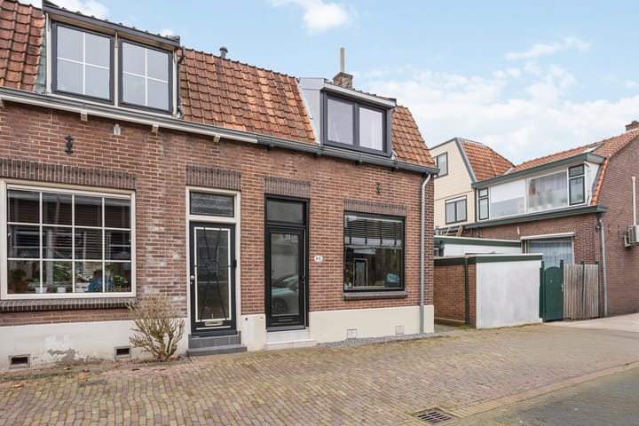 Alexanderstraat 15 in Capelle aan den IJssel Foto
