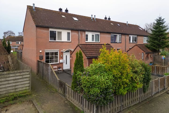 Photo of property Alikruik 22, Hellevoetsluis