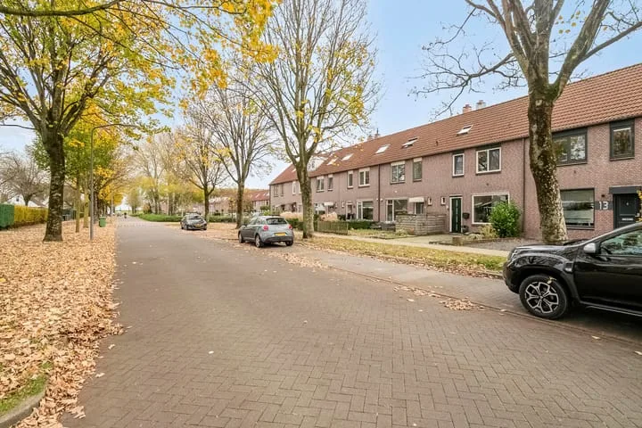 Almereweg 13 Zeewolde thumbnail 5