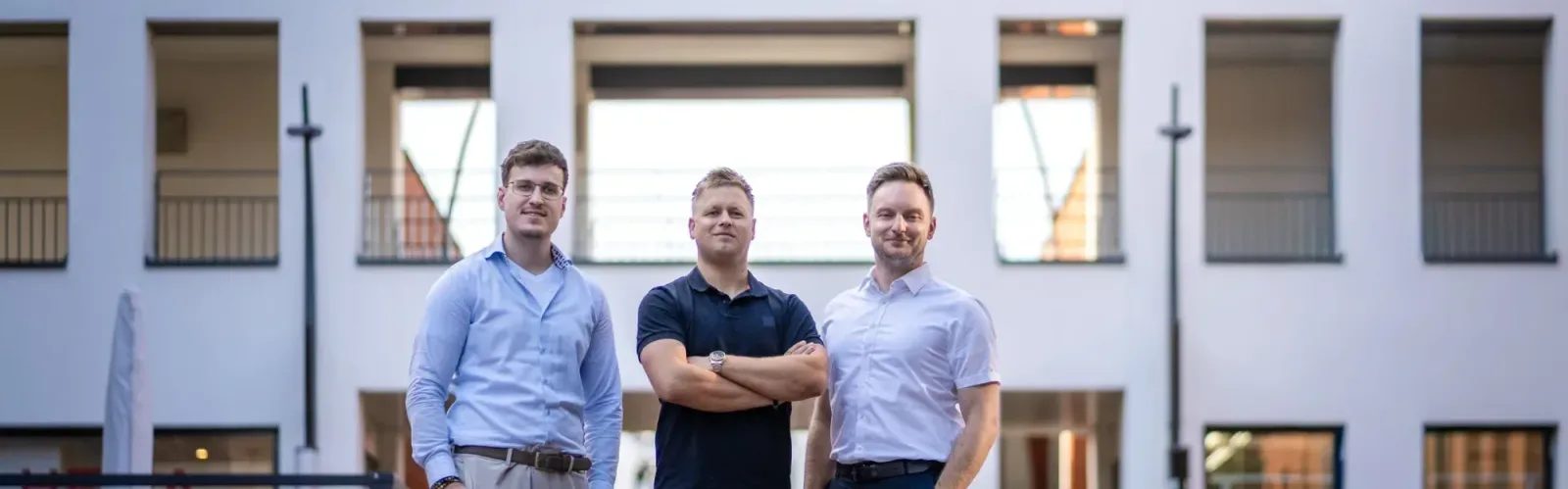 Team foto van Alpina Makelaardij Dronten