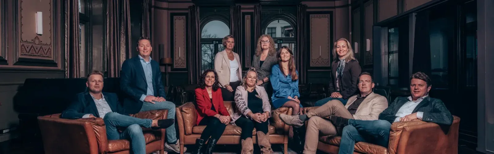 Team photo of Alpina | Makelaardij, Hypotheken & Verzekeringen
