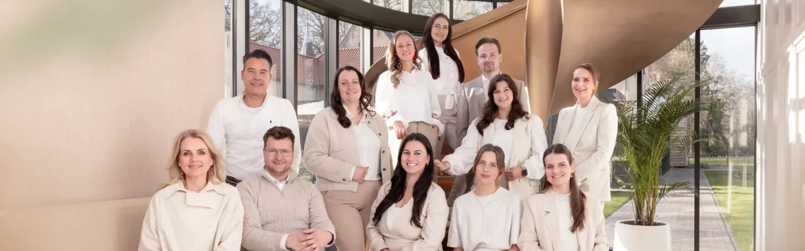 Team foto van AMB Makelaars Drunen - Vlijmen - Heusden I Qualis