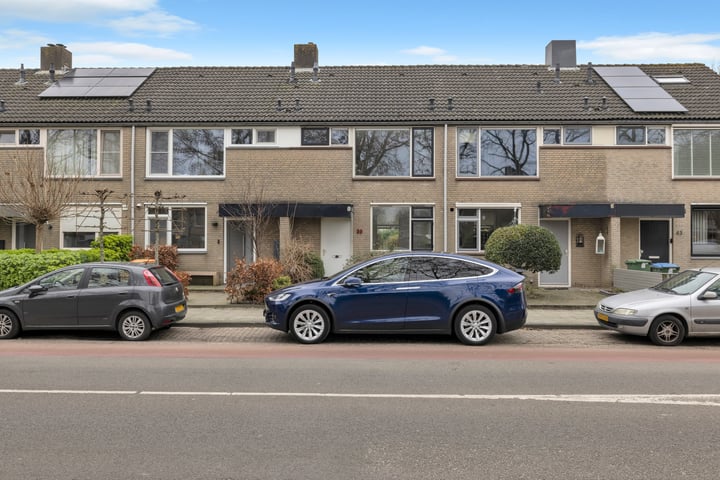 Ambachtenlaan 39 in Breda Foto