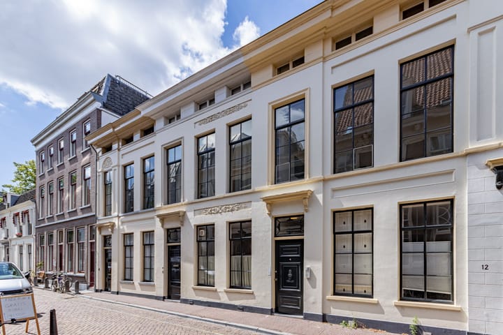 Ambachtstraat 8 in Utrecht foto