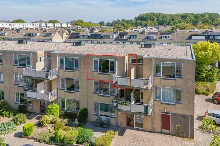 Ambachtsweg 62 in Huizen