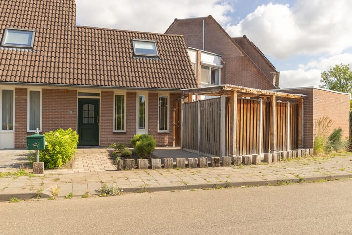 Amberberg 24 in Roosendaal Foto