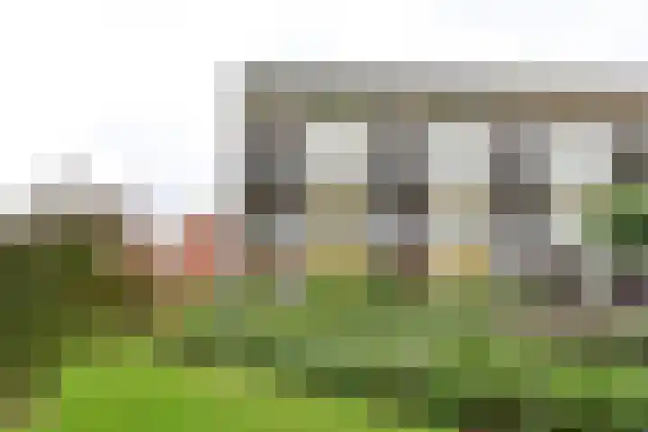 Ambonlaan 13 in Huizen