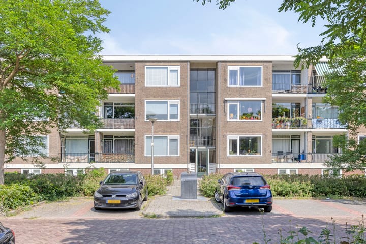Ambonstraat 82 in Alphen aan den Rijn photo