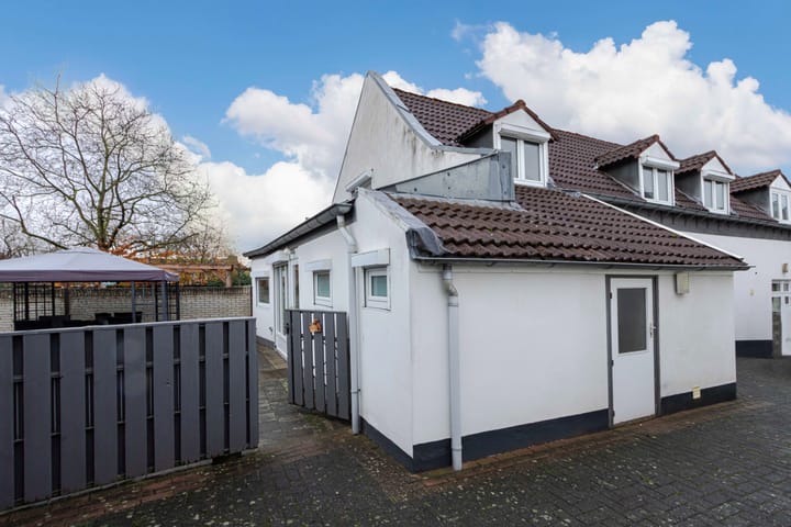 Photo of property Ambyerstraat Zuid 138, Maastricht